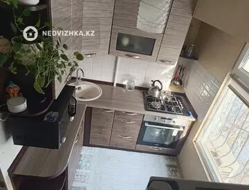 2-комнатная квартира, этаж 3 из 4, 43 м²