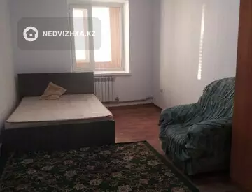 2-комнатная квартира, этаж 3 из 4, 42 м², на длительный срок