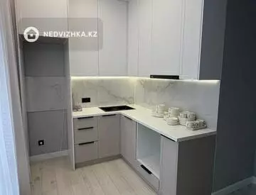 1-комнатная квартира, этаж 8 из 12, 40 м²