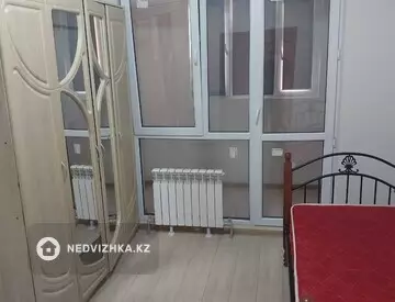 2-комнатная квартира, этаж 1 из 10, 52 м², на длительный срок