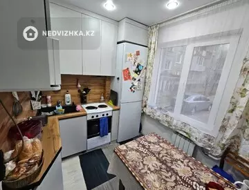 3-комнатная квартира, этаж 1 из 5, 60 м²