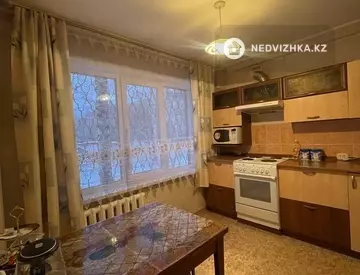 3-комнатная квартира, этаж 1 из 5, 68 м²