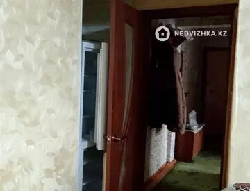 3-комнатная квартира, этаж 3 из 5, 60 м², на длительный срок