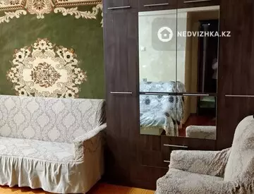 3-комнатная квартира, этаж 3 из 5, 60 м², на длительный срок