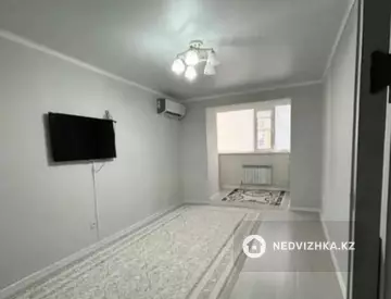 1-комнатная квартира, этаж 3 из 5, 40 м², на длительный срок