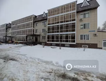 2-комнатная квартира, этаж 2 из 3, 60 м²