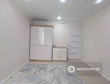 2-комнатная квартира, этаж 2 из 3, 60 м²
