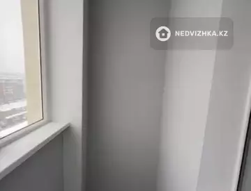 3-комнатная квартира, этаж 10 из 13, 84 м²