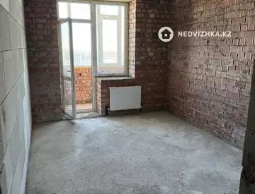 1-комнатная квартира, этаж 12 из 13, 43 м²