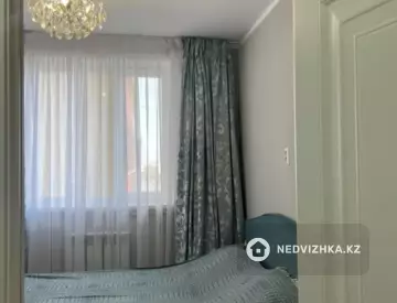 3-комнатная квартира, этаж 3 из 9, 64 м²