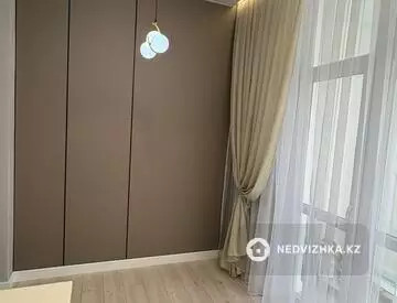 1-комнатная квартира, этаж 8 из 12, 40 м²