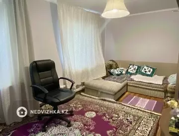 3-комнатная квартира, этаж 4 из 5, 57 м²