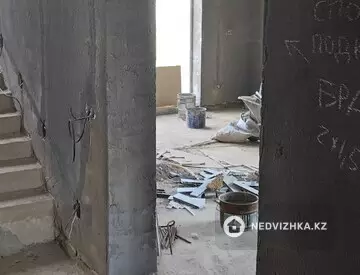 6-комнатный дом, 8 соток, 250 м²