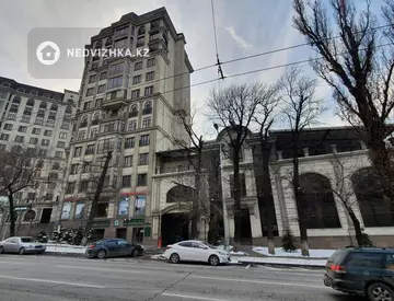 5-комнатная квартира, этаж 11 из 13, 256 м²
