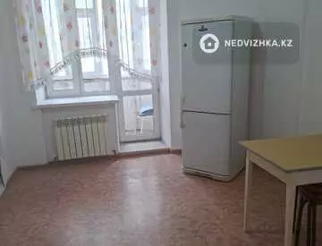 1-комнатная квартира, этаж 1 из 5, 42 м²