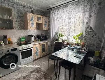3-комнатная квартира, этаж 1 из 5, 65 м²