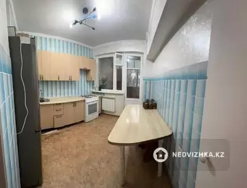 4-комнатная квартира, этаж 3 из 3, 102 м²