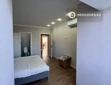 3-комнатная квартира, этаж 4 из 5, 107 м²