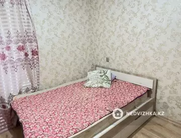 2-комнатная квартира, этаж 2 из 4, 50 м²