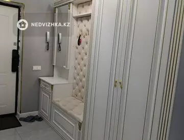 1-комнатная квартира, этаж 12 из 12, 45 м²