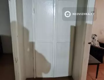 2-комнатная квартира, этаж 2 из 5, 49 м²