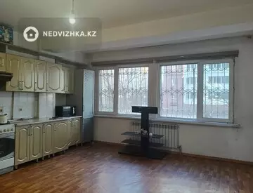 1-комнатная квартира, этаж 1 из 9, 60 м²