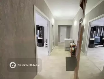 2-комнатная квартира, этаж 4 из 5, 54 м²