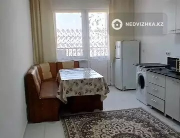 1-комнатная квартира, этаж 8 из 12, 45 м², на длительный срок