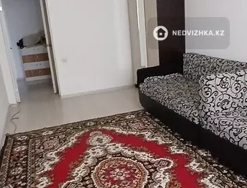 1-комнатная квартира, этаж 8 из 12, 45 м², на длительный срок
