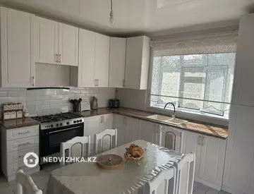 5-комнатный дом, 9 соток, 169 м²