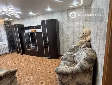 3-комнатная квартира, этаж 1 из 5, 70 м², на длительный срок