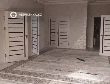 6-комнатная часть дома, 8 соток, 130 м², на длительный срок