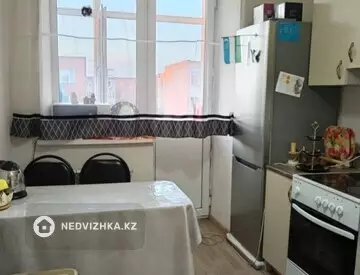 2-комнатная квартира, этаж 5 из 5, 48 м², посуточно