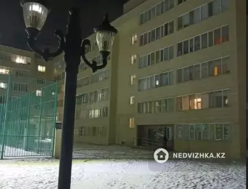 1-комнатная квартира, этаж 4 из 7, 40 м²