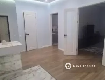 2-комнатная квартира, этаж 5 из 10, 80 м²