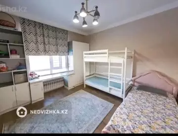 3-комнатная квартира, этаж 3 из 10, 90 м²