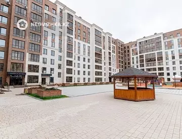 2-комнатная квартира, этаж 3 из 10, 55 м²