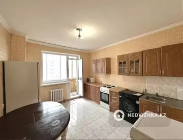1-комнатная квартира, этаж 15 из 16, 43 м²