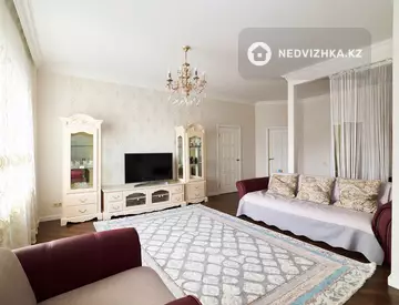 3-комнатная квартира, этаж 13 из 19, 94 м²