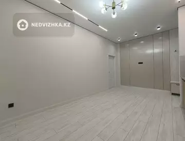 3-комнатная квартира, этаж 10 из 12, 59 м²