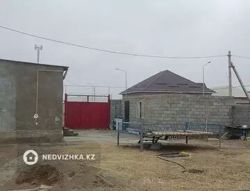 3-комнатная квартира, этаж 3 из 3, 11 м²