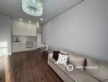 2-комнатная квартира, этаж 10 из 12, 39 м²