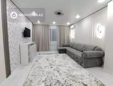 2-комнатная квартира, этаж 14 из 16, 52 м², на длительный срок