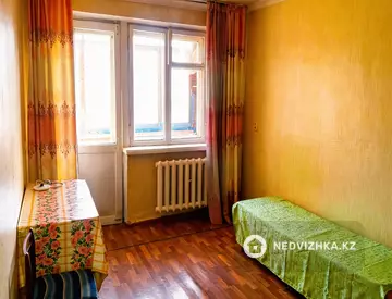 3-комнатная квартира, этаж 3 из 5, 62 м²