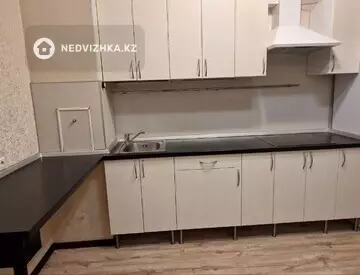 1-комнатная квартира, этаж 3 из 10, 35 м², на длительный срок