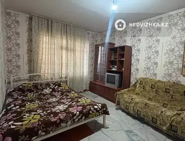 2-комнатная квартира, этаж 1 из 5, 45 м²