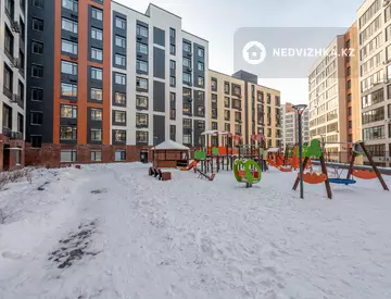 3-комнатная квартира, этаж 4 из 7, 80 м²