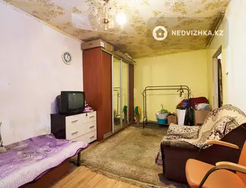 1-комнатная квартира, этаж 1 из 5, 30 м²