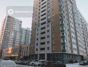 1-комнатная квартира, этаж 4 из 18, 34 м²