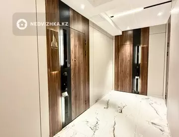 1-комнатная квартира, этаж 21 из 21, 45 м²